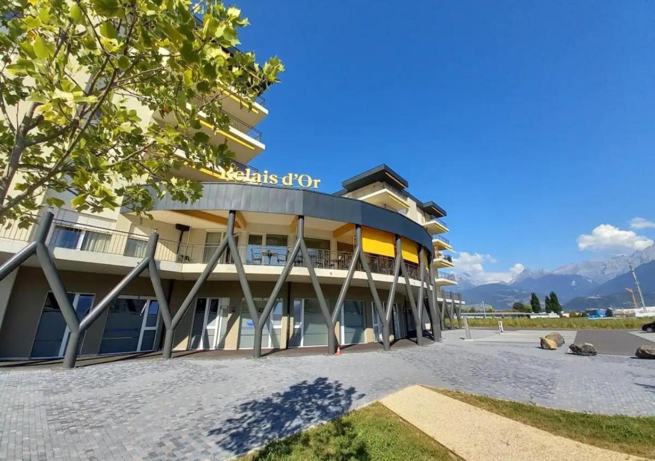 Alp Art Hotel Monthey Collombey-Muraz Exterior foto